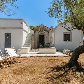 Trullo Antico in Valle d'Itria, hotel sa Ceglie Messapica