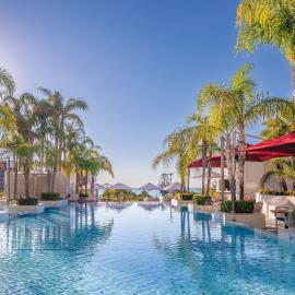 Four Seasons Hotel, отель в Лимассоле