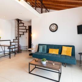 Chris Luxury Loft, hotel in Kallithea Halkidikis