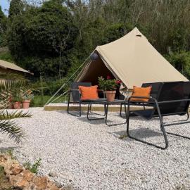 Torino di Sangro में, होटल Glamping La Yurta nel Verde luxe Belltent