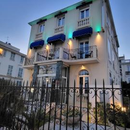 Hotel Flots d'Azur Promenade des Anglais, hotel en Niza