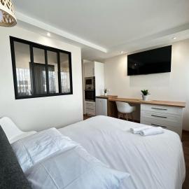 La Suite Porcelaine, calme et chic, hotell i Panazol