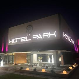 Hotel Park, hotelli kohteessa Opoczno