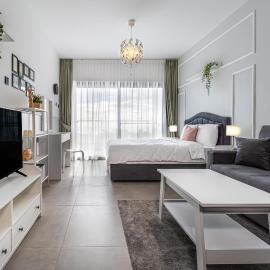 Priscilla Apartments in Caesar Blue Resort, Breakfast possible, Aquapark,Gym with Sauna and Heated Swimming Pool、Gastriaのホテル