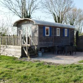 Camping Hofstede Zonnevliet - Pipo wagen, hotel in Zonnemaire