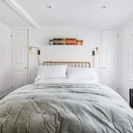 Central Georgian Townhouse with Free Parking