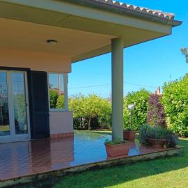 VILLA DAL PESCATORE Apartment - Elegant Retreat between Anzio & Nettuno with Garden and refined Patio - Train Station 500mt