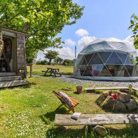 Tregroes Glamping Geodomes