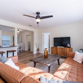 Clearwater Hideaway w Huge Lap POOL 7 min to BEACH, hotel a Clearwater