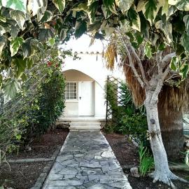 The Little House, hotel a Voroklini