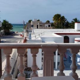 Jacque's Beachside Hostel, hotelli kohteessa Progreso