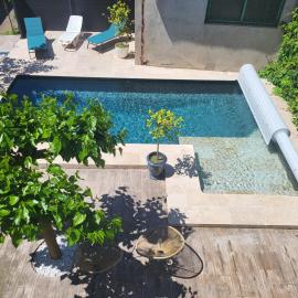 Appartement avec piscine partagée