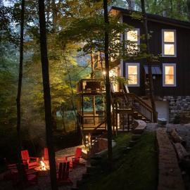 The Oak at Middlefork Ridge، فندق في Laurelville