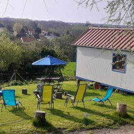 Tiny House du Pigeonnier, khách sạn ở Baincthun
