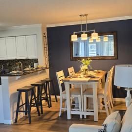 Perfect, Cozy, Modern Beach Condo