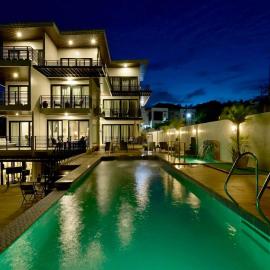 Ogma Suites Legazpi, hotel a Legazpi
