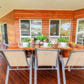 Cabbage Palm Lodge - air conditioned home in town area, hotel in Agnes Water