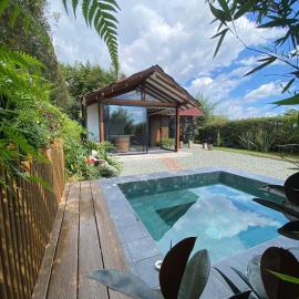 Cabaña Lembos Jacuzzi con vista al cielo, hotel i Pereira