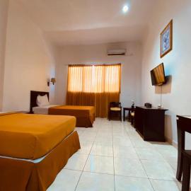 Jati Hotel، فندق في تيرنيت