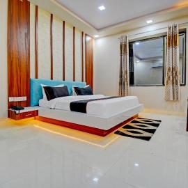 Hotel O Hari Krishna Palace, hotell i Amer