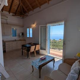 Loft apartment with sea view, hotel v destinácii Chrani