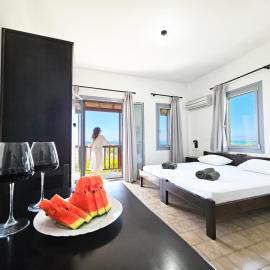 Studio Popi, hotel u gradu Maratokampos