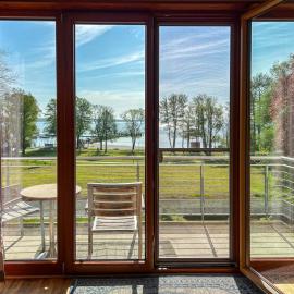Apartment mit Seeblick - 950 m zum Hundestrand - Wiesengeflüster、クリンクのホテル