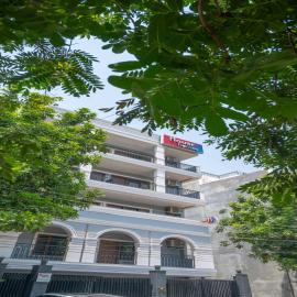 Housr Sector 28 Near to Phase 1 Metro Station