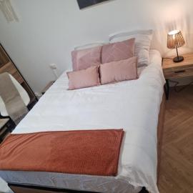 Platinum cottage, hotel in Villeneuve d'Ascq