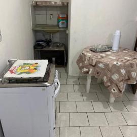 kitnet bem localizado
