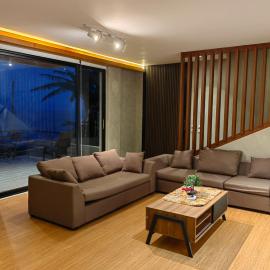 The LakeFront Villa, hotel u gradu 'Binangonan'