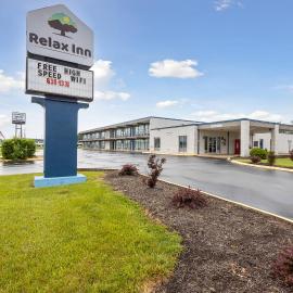 Relax inn by OYO Greeneville Near Hwy US-321, hotel in Greeneville