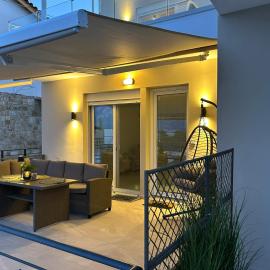 Rastoni Luxury Home, hotel in Pogoniá