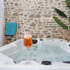 La douce nuit appartement jacuzzi fougères, hotell sihtkohas Fougères