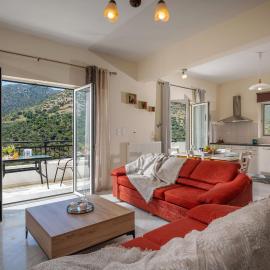 Stunning Mountain View - Authentic Cretan Village