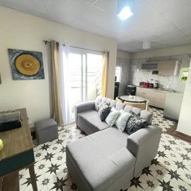 apartamento con balcón en Cerro Viento, hotel u gradu San Miguelito