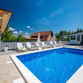 Lovely Home In Vodnjan With Wifi, hotel in Vodnjan