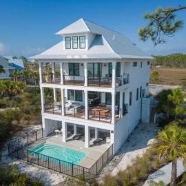 Oyster cove- Beach front -pet friendly -elevator