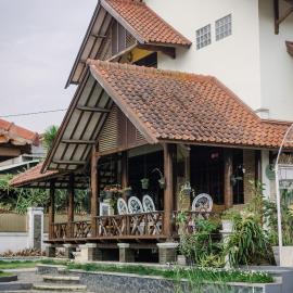 Villa Arira Lembang, Hotel in Panjadakan
