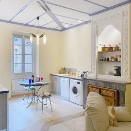 Résidence Verdi - Appartements meublés en centre ville – hotel w mieście Bédarieux