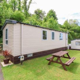 25 Manleigh Park