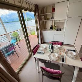 Bungalow DUNE Lido di Colico, Direct on Lake & Central Town, hotel din Colico