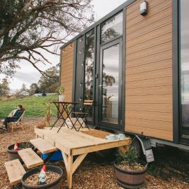 Rose Hill by Tiny Away, hotel di Neerim South