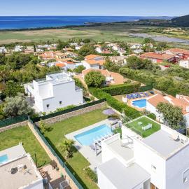Luxury Villa - Amazing Sea Views, hotel a Son Bou