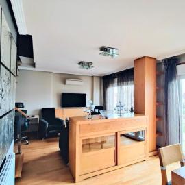 Modern duplex in downtown Cambados, khách sạn ở Cambados