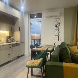 Tree of Life Studio Apartment in the Citi Centr
