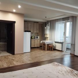 Автовокзал Макдональдс ПортCity, ξενοδοχείο σε Luts'k