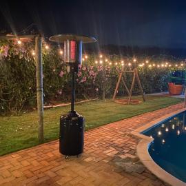 Casa de Campo / Sítio + Chalé Suíço + Área Festa + Piscina, Hotel in Tatuí