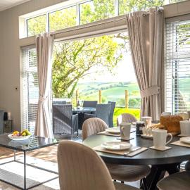 A Stylish Retreat Set in a Scenic Country Club