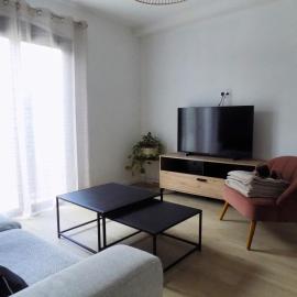 Near Canet, renovated apartment, ξενοδοχείο στο Περπινιάν